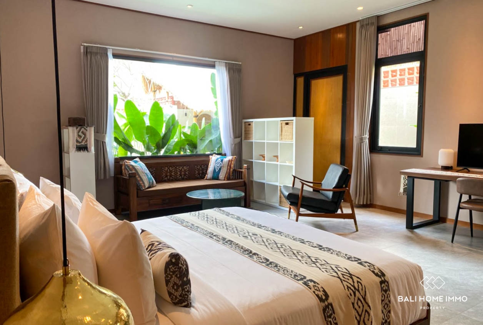 BRAND NEW MODERN 4 BEDROOM VILLA FOR RENT IN TUMBAK BAYUH — image 10