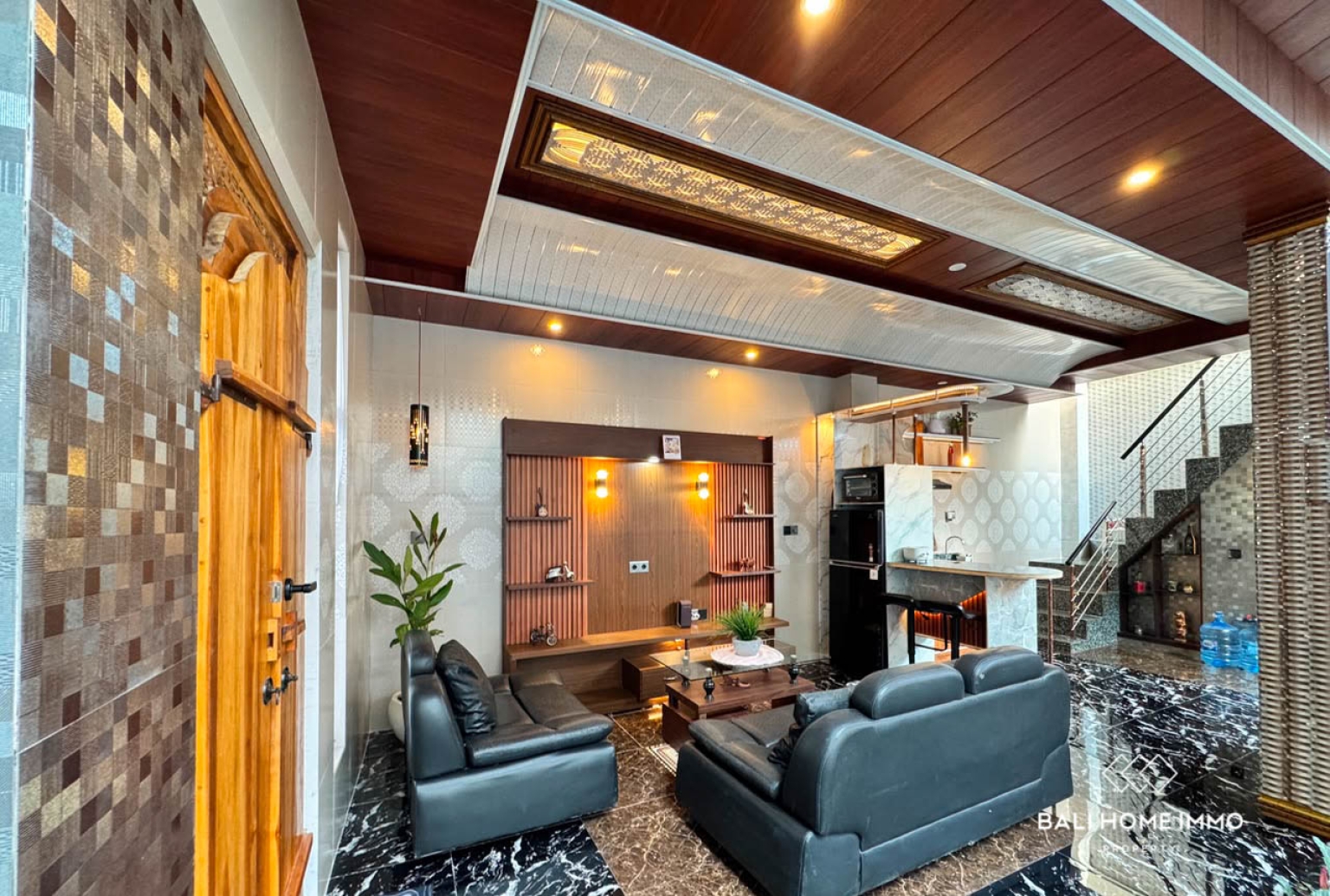 Brand New Open Living 3 Bedroom Villa For Rent In Tumbak Bayuh — image 1