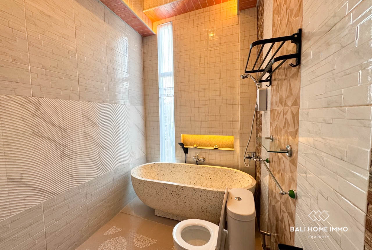 Brand New Open Living 3 Bedroom Villa For Rent In Tumbak Bayuh — image 11