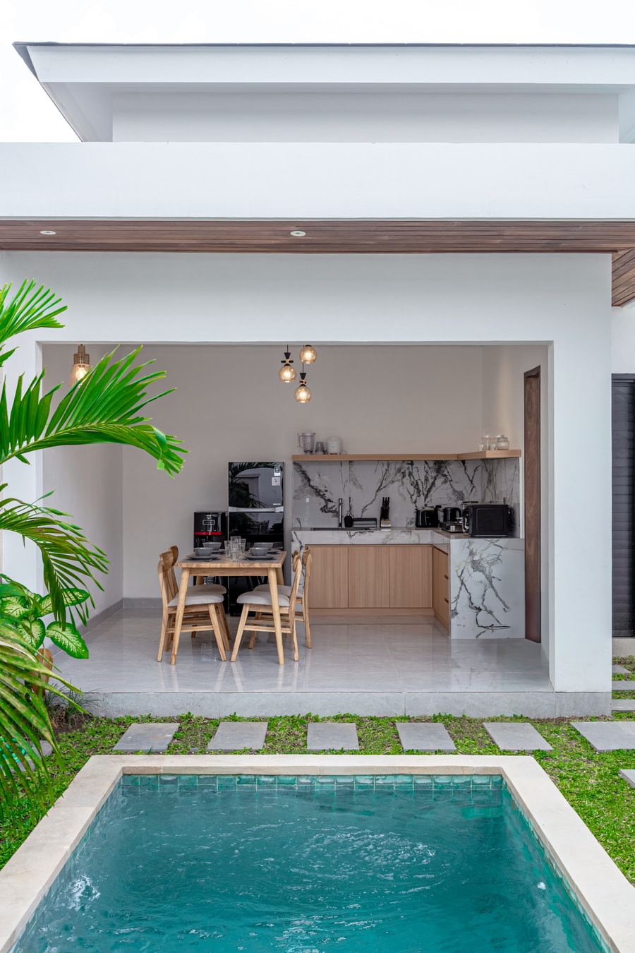Hepha - 2 Bedroom Villa with Pool, Berawa in Canggu, Bali — image 13