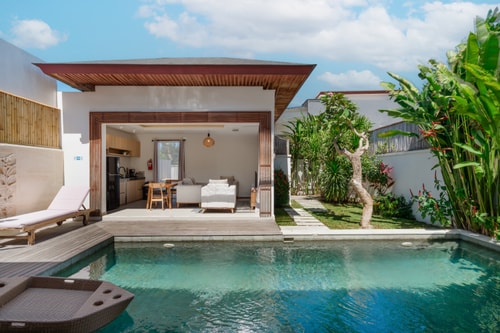 Bernard - Poolside Access & Garden Villa, Uluwatu in Ungasan, Bali — image 6