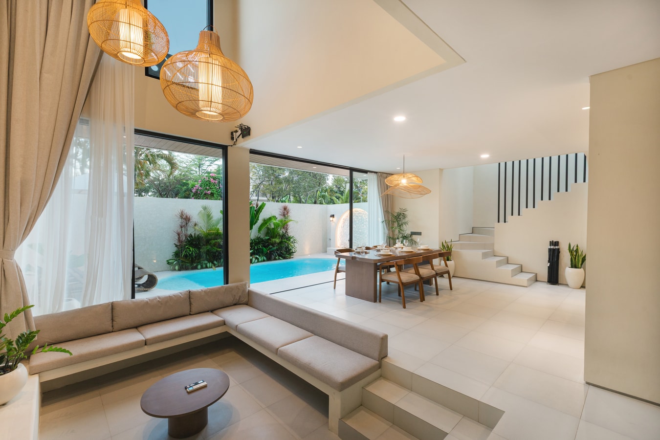 Casa Écru 1 - 3 Bedroom Villa with Pool, Berawa in Tibubeneng, Bali — image 3