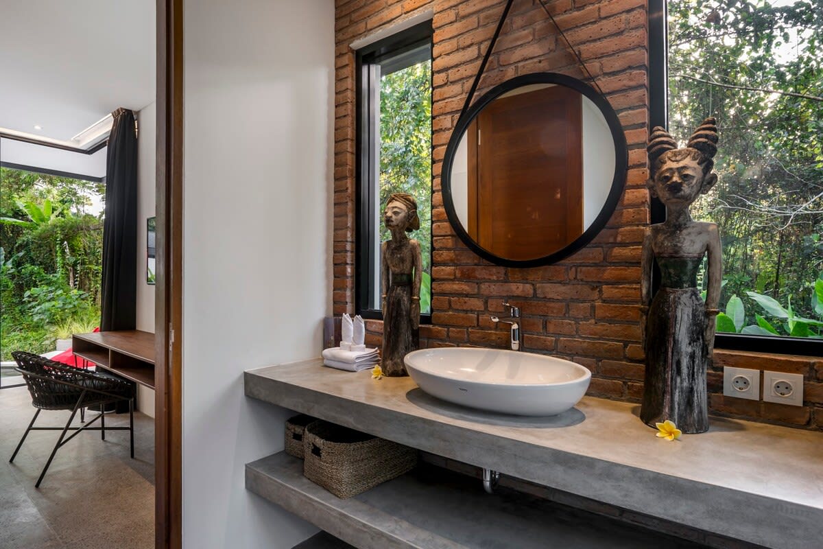 Jungle Villa Nira · 6BR · Ubud — 6BR Villa Rental in Ubud — image 15