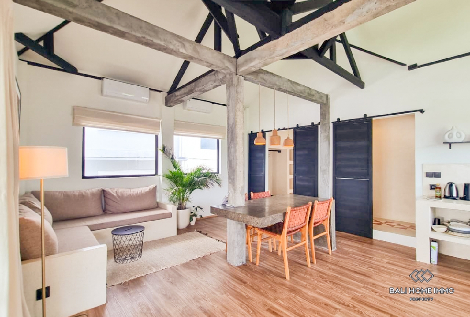 Charming 1 Bedroom Apartment for Monthly Rental in Bali Canggu Berawa — image 2