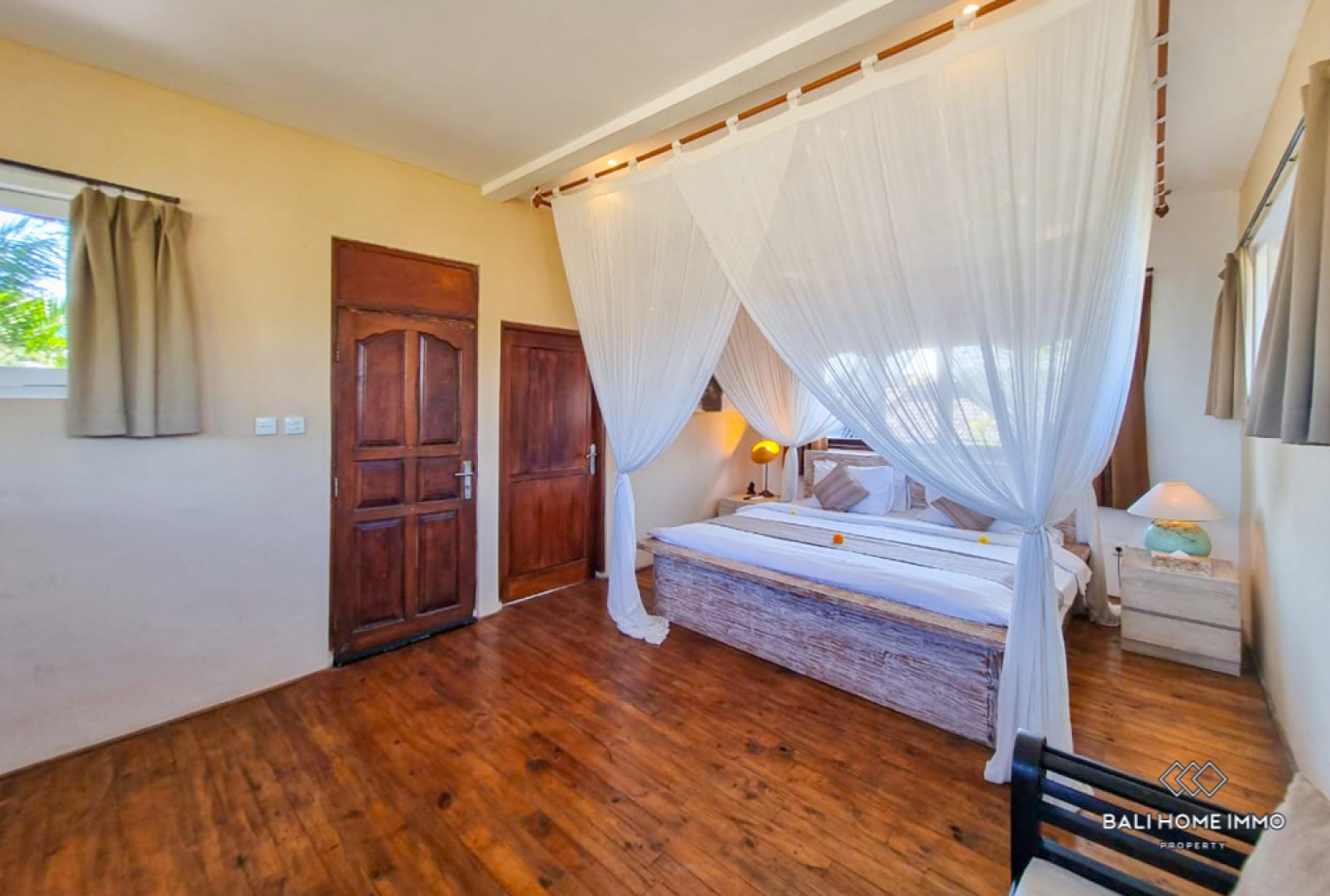 Charming 2 Bedroom Villa for Yearly Rental in Bali Seminyak Oberoi — image 17