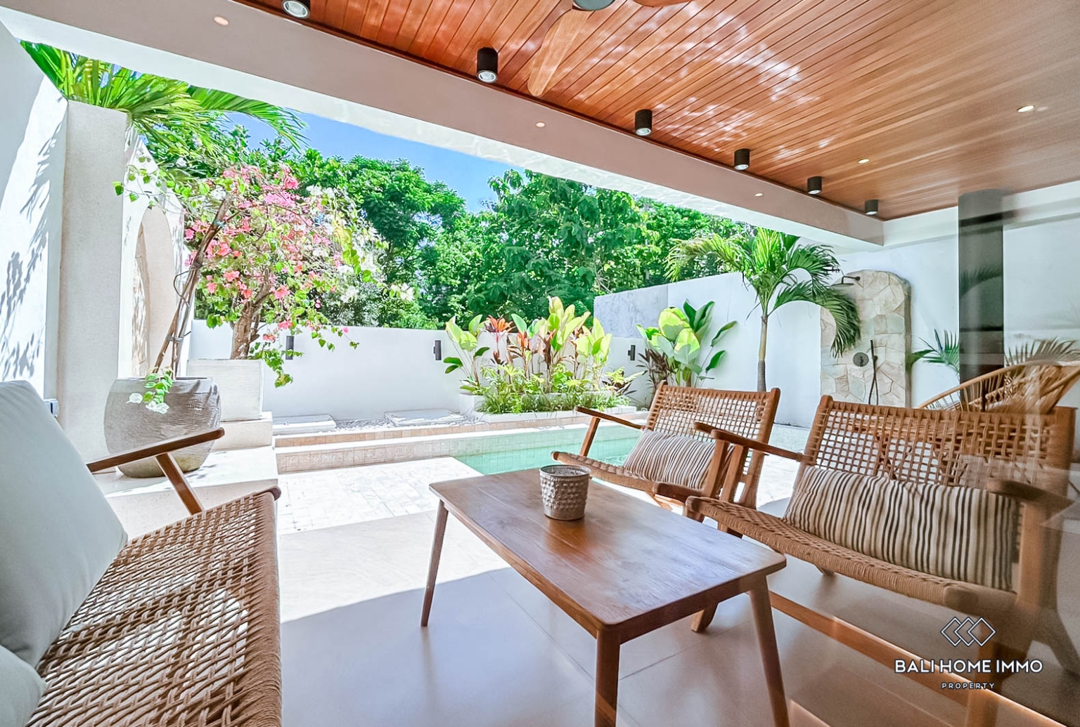 COZY 2 BEDROOMS VILLA FOR YEARLY AND MONTHLY RENTAL IN ULUWATU - NYANG NYANG — image 2