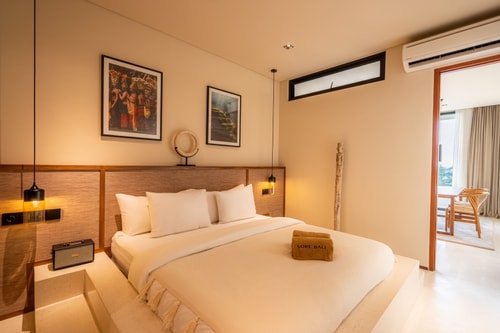 2BR Refined Canggu | Sunset Rice Fields & Pool in Canggu, Bali — image 4