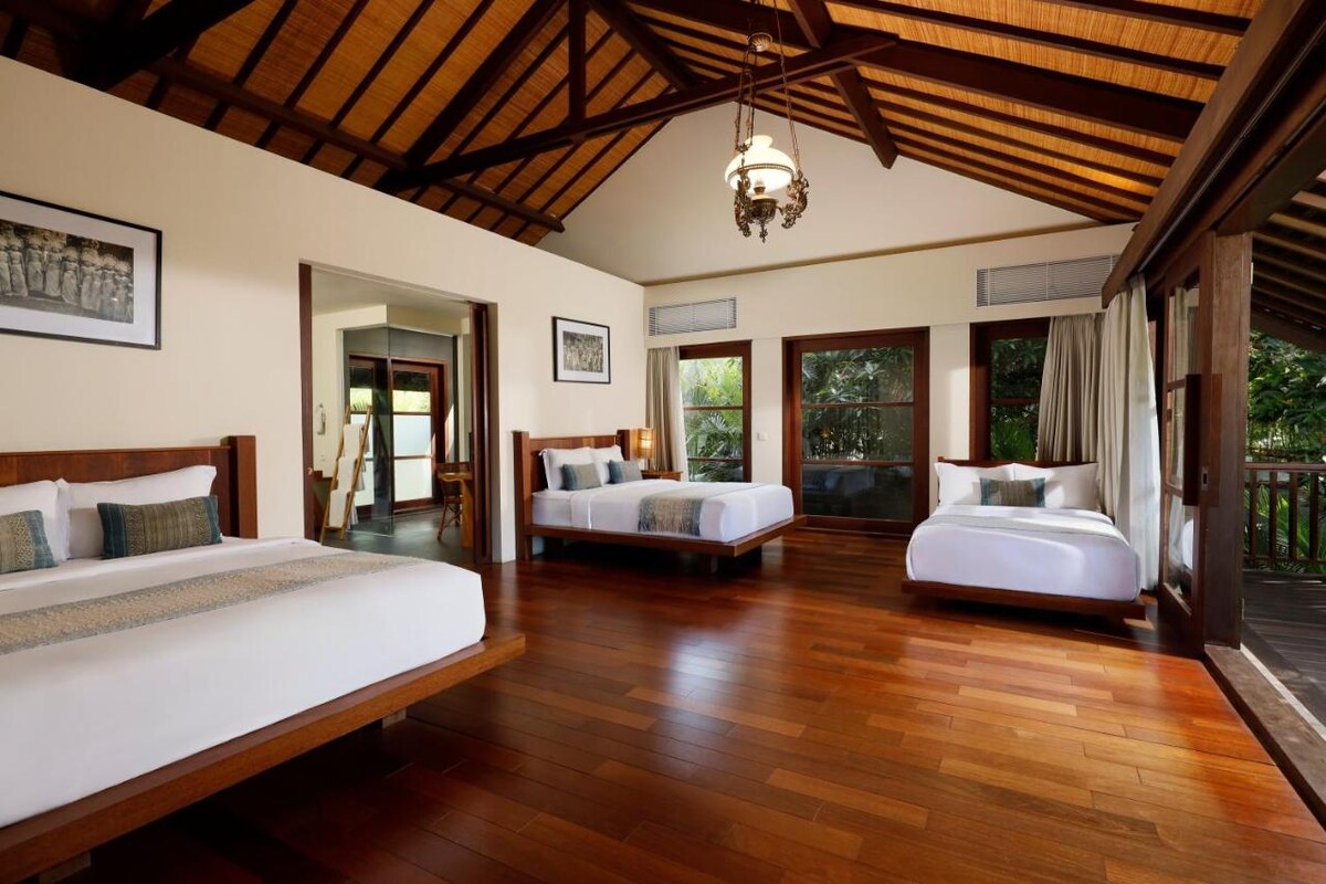 Grand Social Compound Private Villa in Canggu — image 5