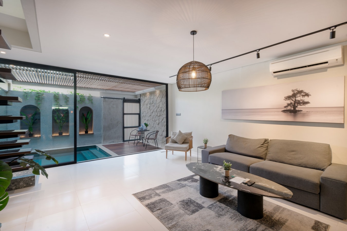 Evita - Pool Villa with Garden Balcony, Berawa in Canggu, Bali — image 19