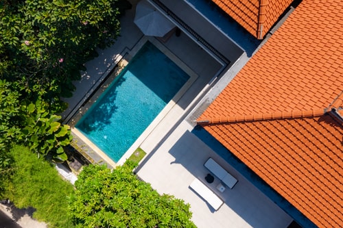Canggu Designer 3BR Villa - Private Pool & Balcony in Pererenan, Bali — image 16
