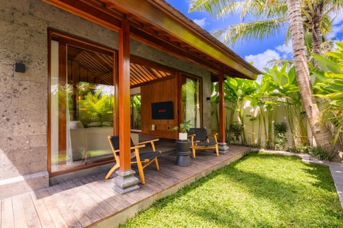 Apura - Poolside Garden Villa, Central Ubud in Ubud, Bali — image 8