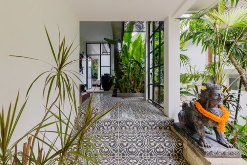 Boutique 2BR Umalas Suite | Near Nook & Beaches in Kerobokan, Bali — image 14