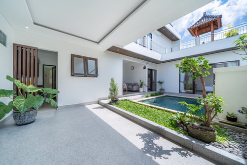 Addhika - Rooftop Terrace Villa with Pool, Berawa in Canggu, Bali — image 8