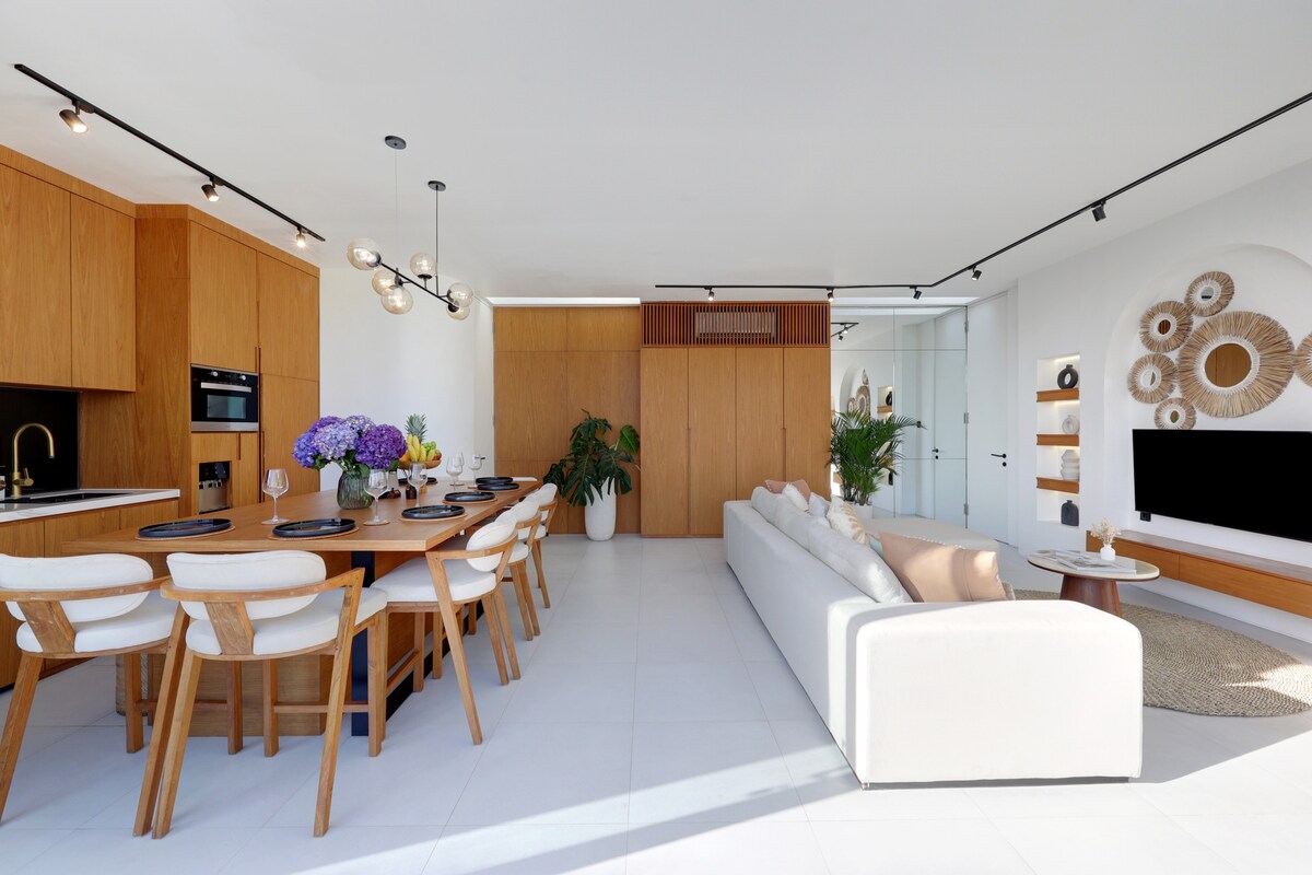 Peaceful Garden Sanctuary 3 Bedroom Private Villa in Canggu — image 2
