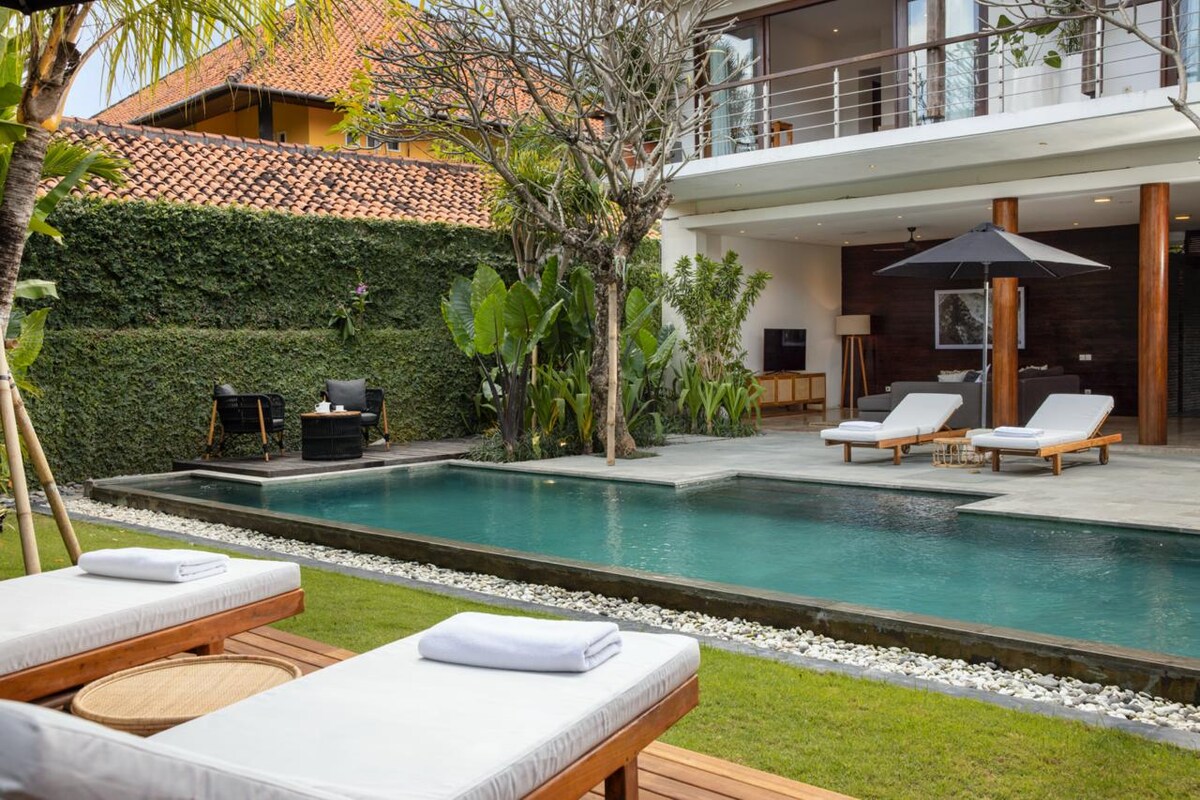 Luxe Surf Retreat 3 Bedroom Private Villa in Canggu — image 7