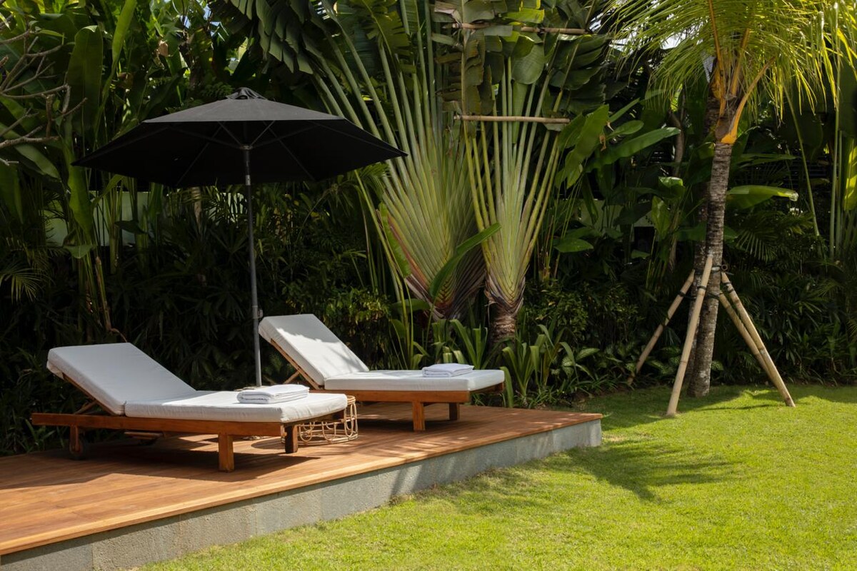 Luxe Surf Retreat 3 Bedroom Private Villa in Canggu — image 10