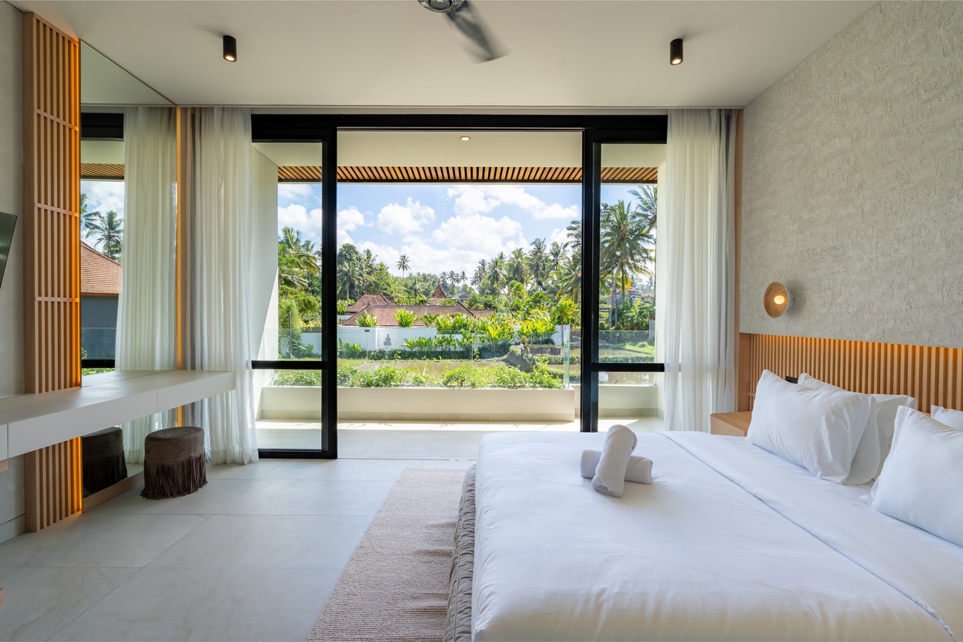 Brand New 2BR Paddy View Villa and Pool, Ubud in Ubud, Bali — image 7