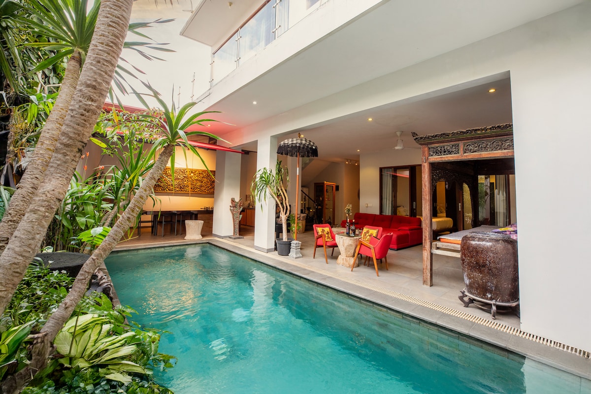 Chic Ethnic Heart 3 Bedroom Private Villa in Canggu — image 10