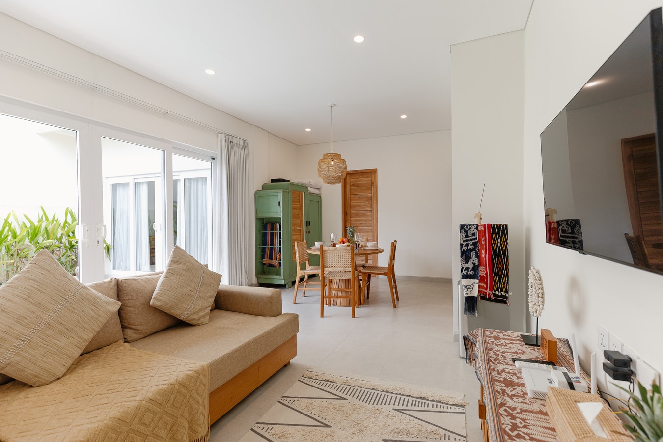 Mata Biru - 2BR with Pool and Rooftop, Uluwatu in Ungasan, Bali — image 3