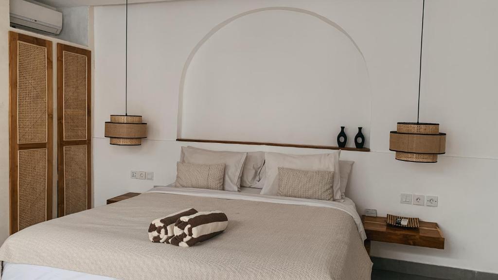 Beachside Surf Retreat 2 Bedroom Private Villa in Canggu — image 9