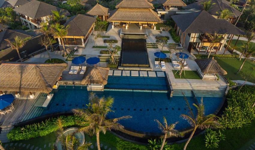 10 Bedroom in Pabean Beach, Ketewel — image 3
