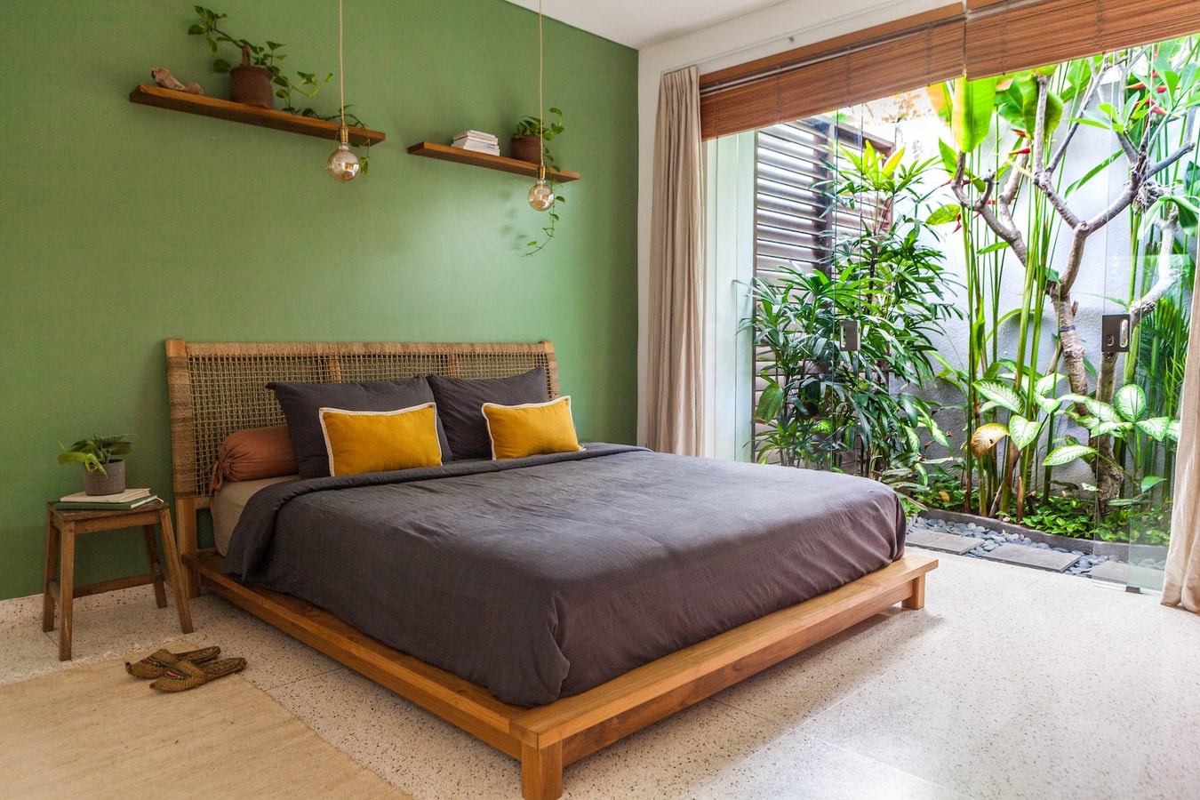 Family 2BR Villa walking distance to beach in Canggu, Bali — image 12