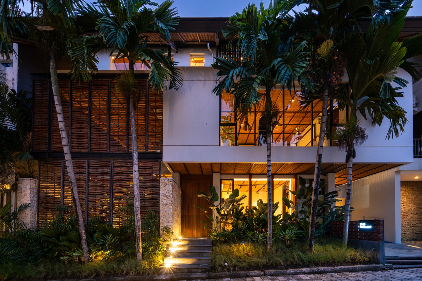 Hollow - 5BR Villa with Pool and Rooftop, Canggu in Canggu, Bali — image 13