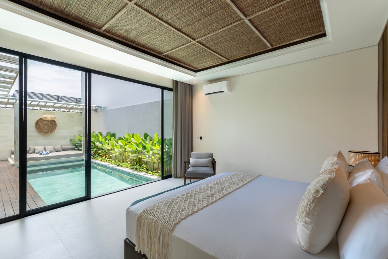 Deneva 1 - Pool, Bathtub & Outdoor Shower, Canggu in Canggu, Bali — image 7