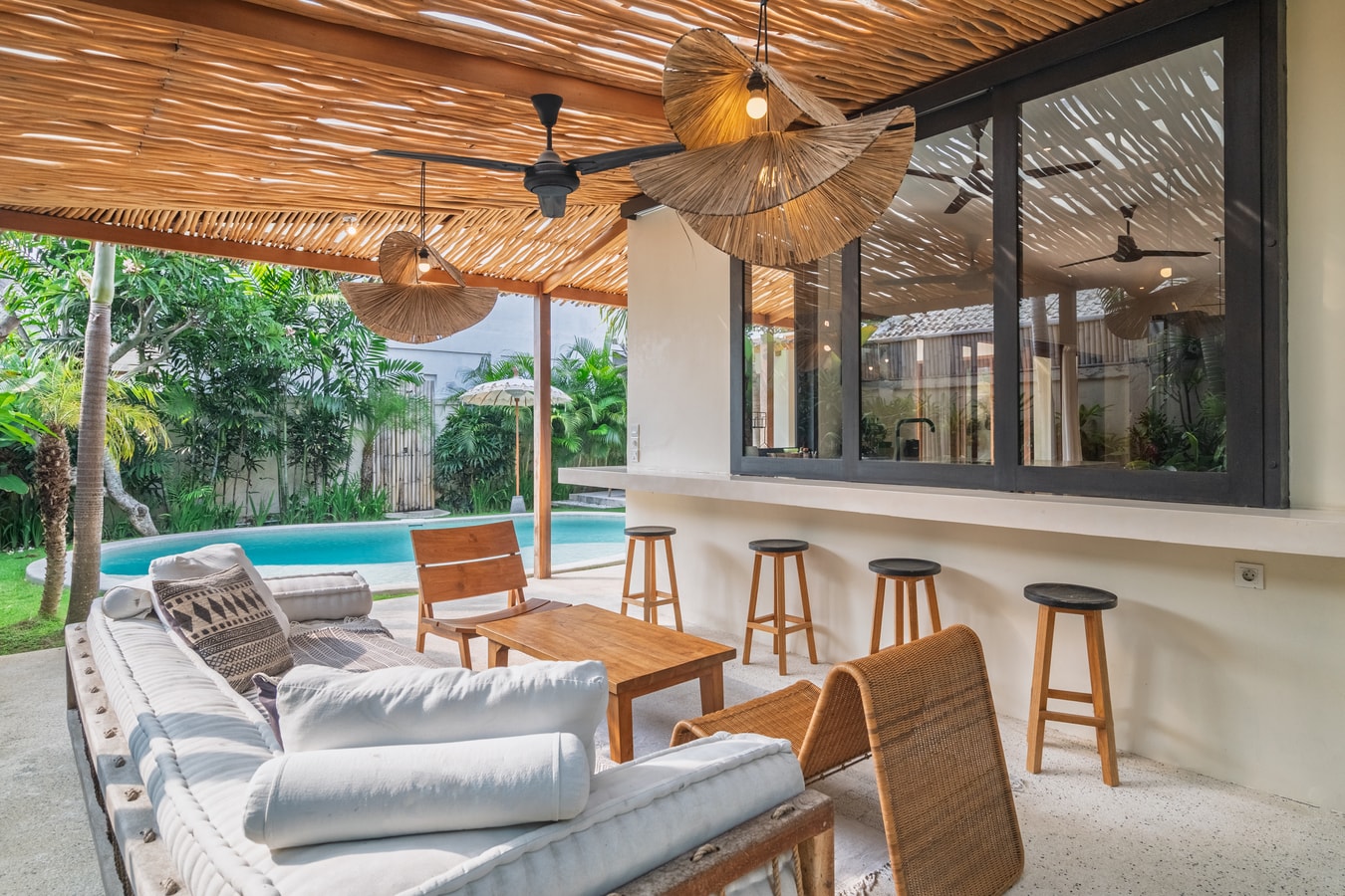3BR Luxury Villa | Near Desa Kitsuné & Pool in Canggu, Bali — image 3