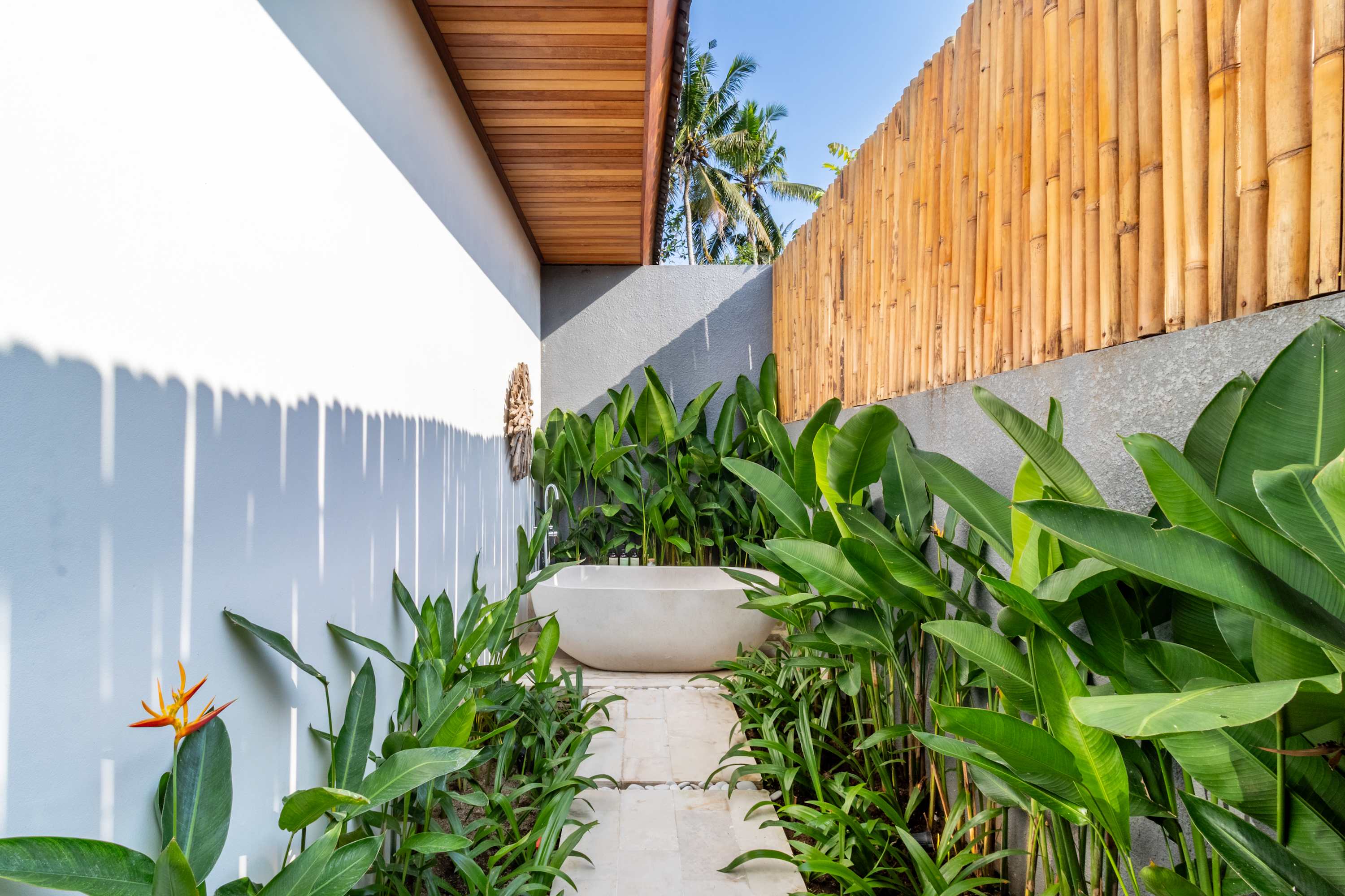 Villa Sri Sutarsih in Ubud — image 7