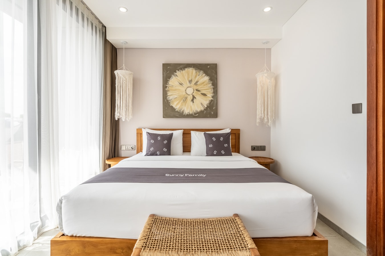 Canggu 1BR Beachside Suite | Gym, Sauna & Pool in Canggu, Bali — image 7
