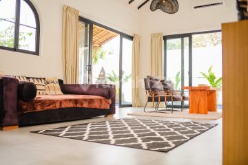 3-Bedroom Villa in Kerobokan with Swimming Pool and Wifi, 6 Minutes to SLK School — image 19