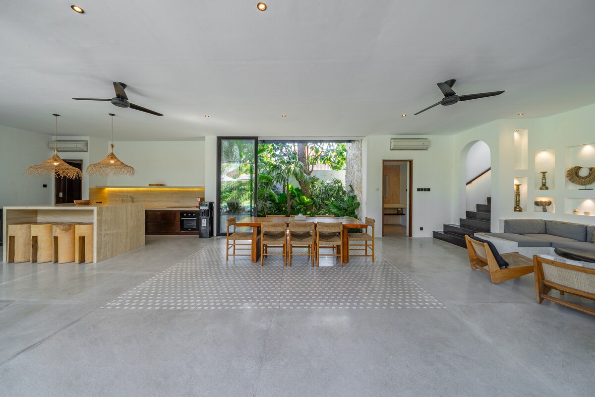 Kadera — 4BR Villa Rental in Pererenan — image 17