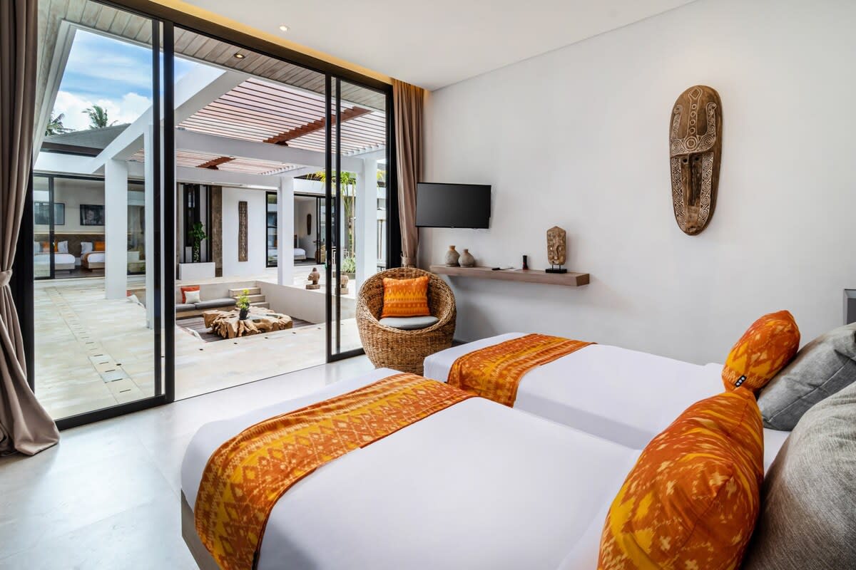 Courtyard Villa Kastan · 6BR · Ubud — 6BR Villa Rental in Ubud — image 9