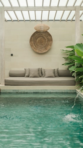 Deneva - Private Pool & Bathtub, Near Berawa Beach in Canggu, Bali — image 16