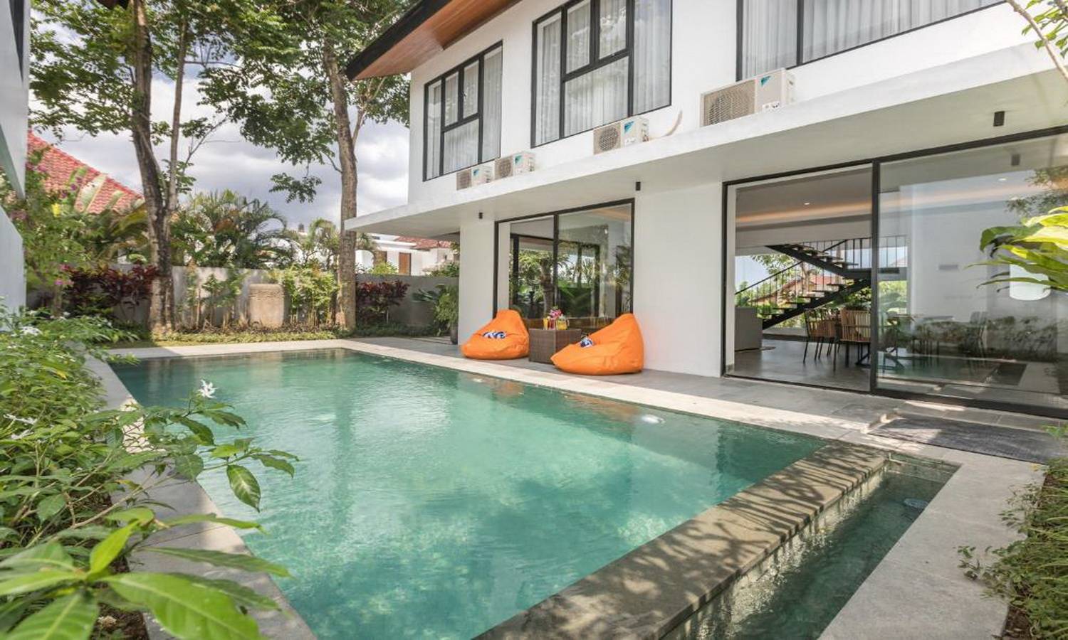 Canggu Villa 3915 — image 1