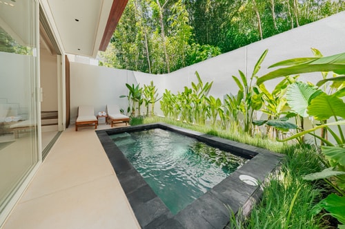 Binginzie - Balcony Pool Villa, Near Bingin Beach in Pecatu, Bali — image 10