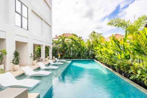2BR Stylish Canggu | Rooftop Gym, Sauna & Pool in Canggu, Bali — image 2