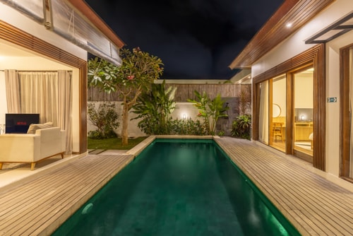 Bernard - Poolside Access & Garden Villa, Uluwatu in Ungasan, Bali — image 10