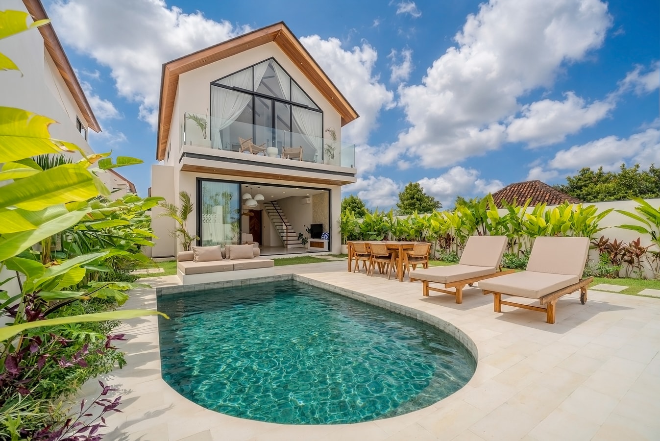Aintrazy - 3BR Pool and Paddy View Villa, Uluwatu in Pecatu, Bali