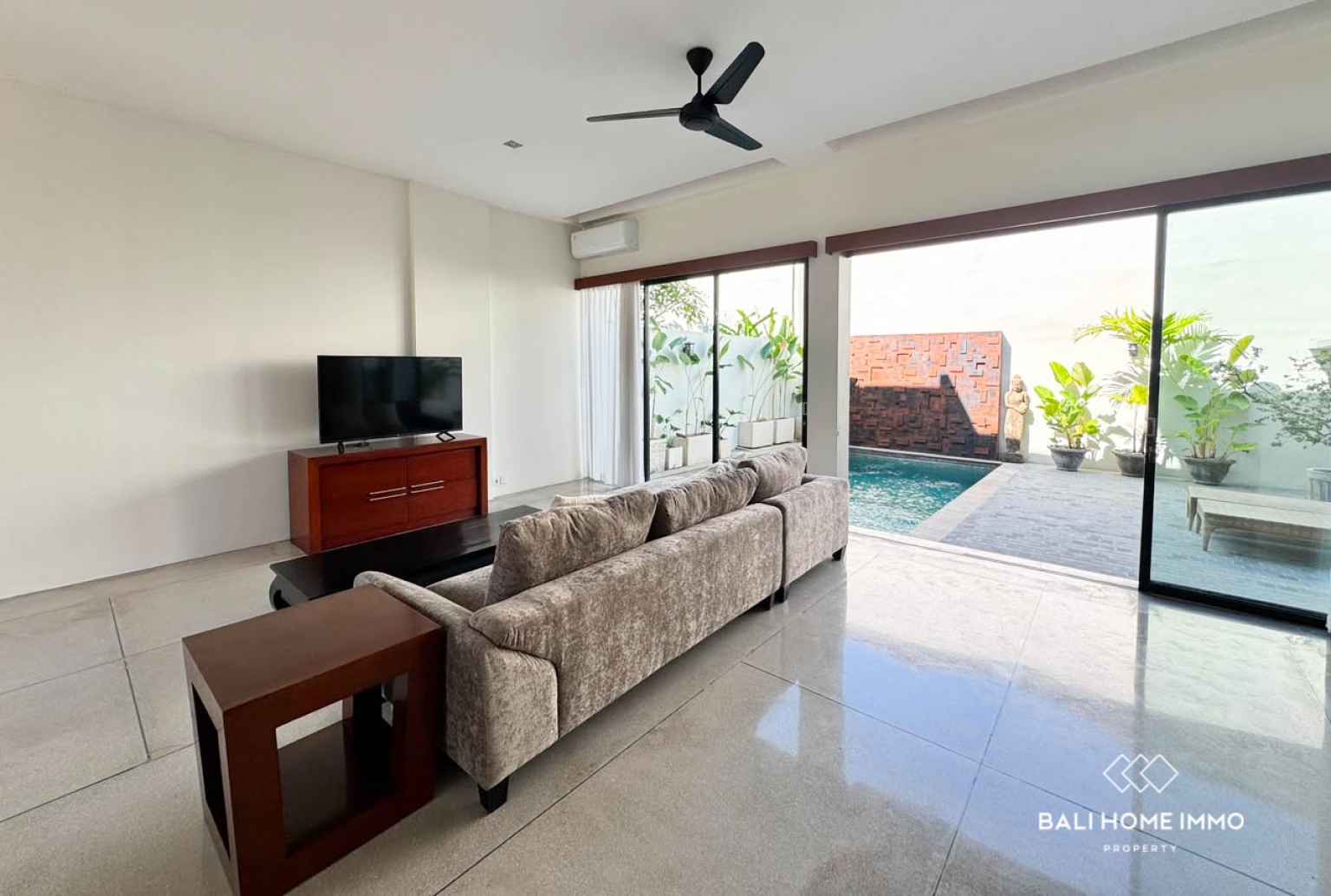 Family-Friendly 3 Bedroom Villa in a Secure Complex, Petitenget — image 1