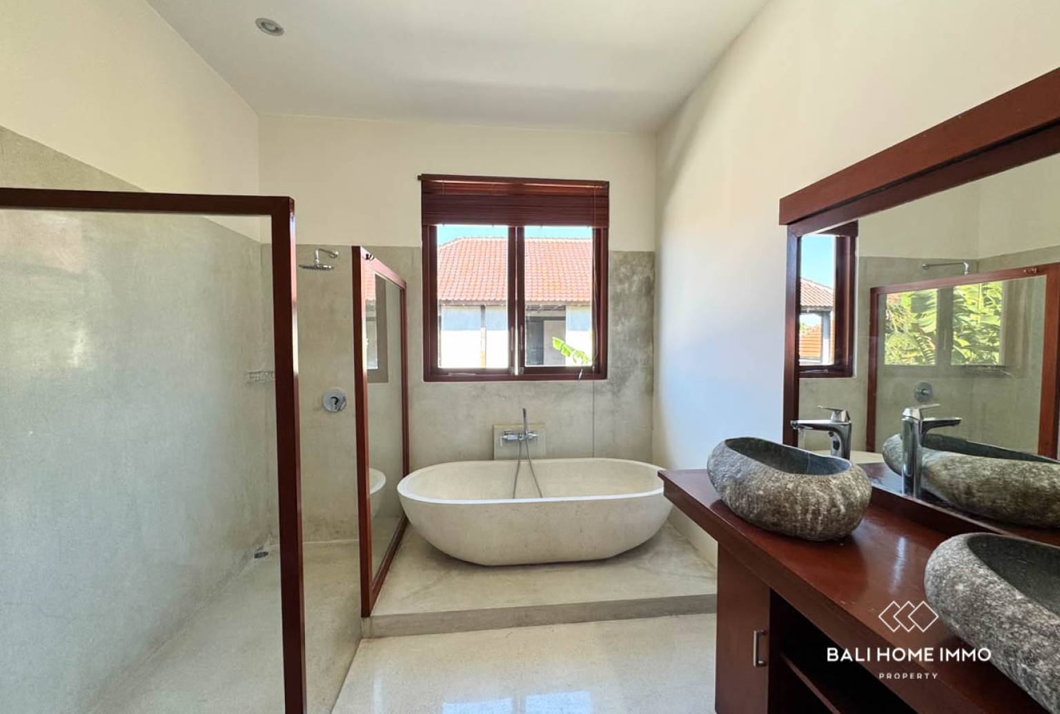 Family-Friendly 3 Bedroom Villa in a Secure Complex, Petitenget — image 10