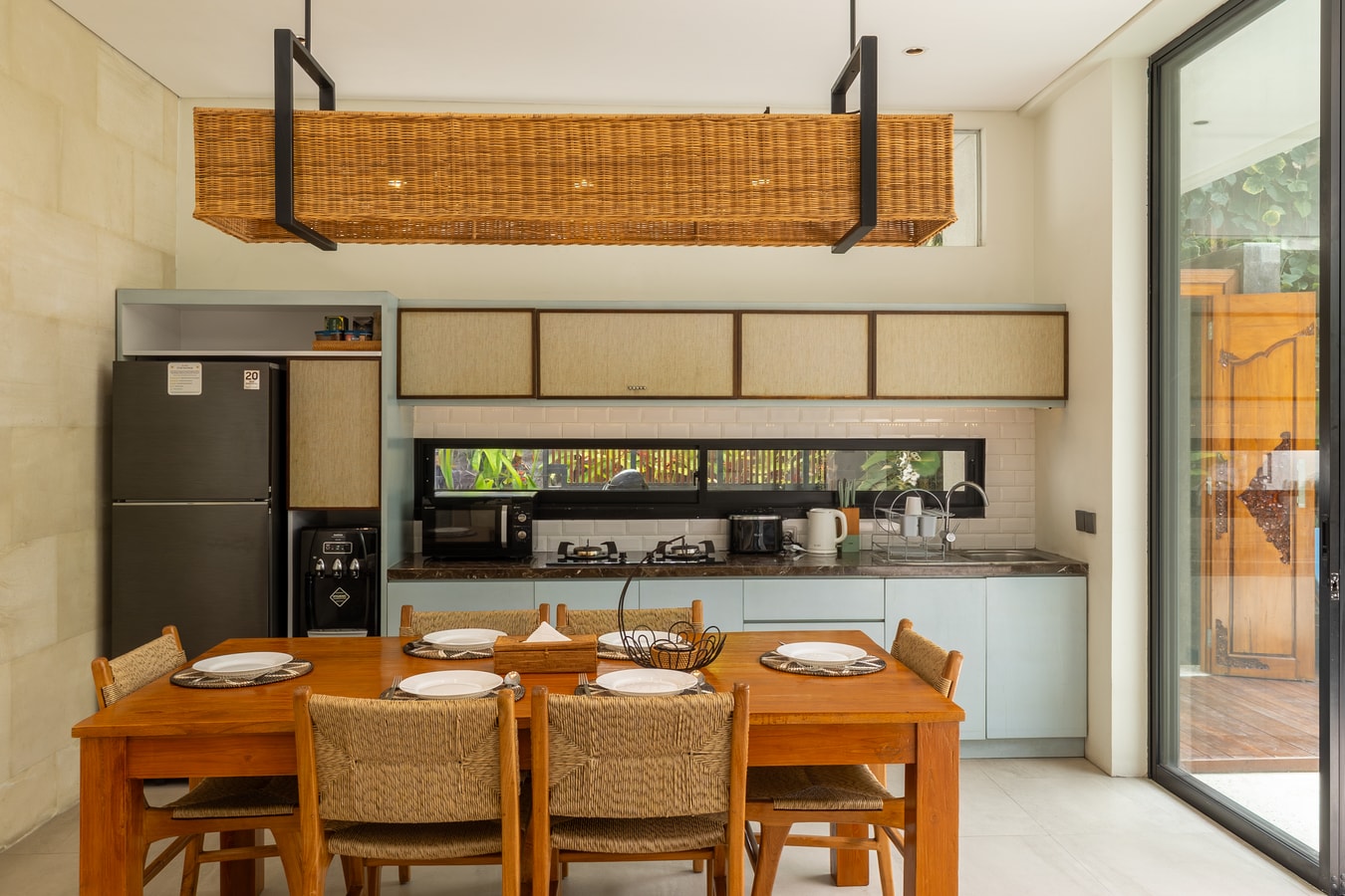 Nivassa - 3BR Villa with Pool, Near Berawa Beach in Canggu, Bali — image 17
