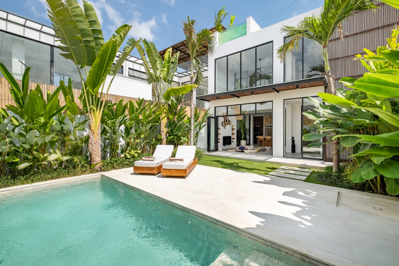 Canggu 3BR Designer Villa w Rooftop Lounge & Pool in Canggu, Bali — image 13