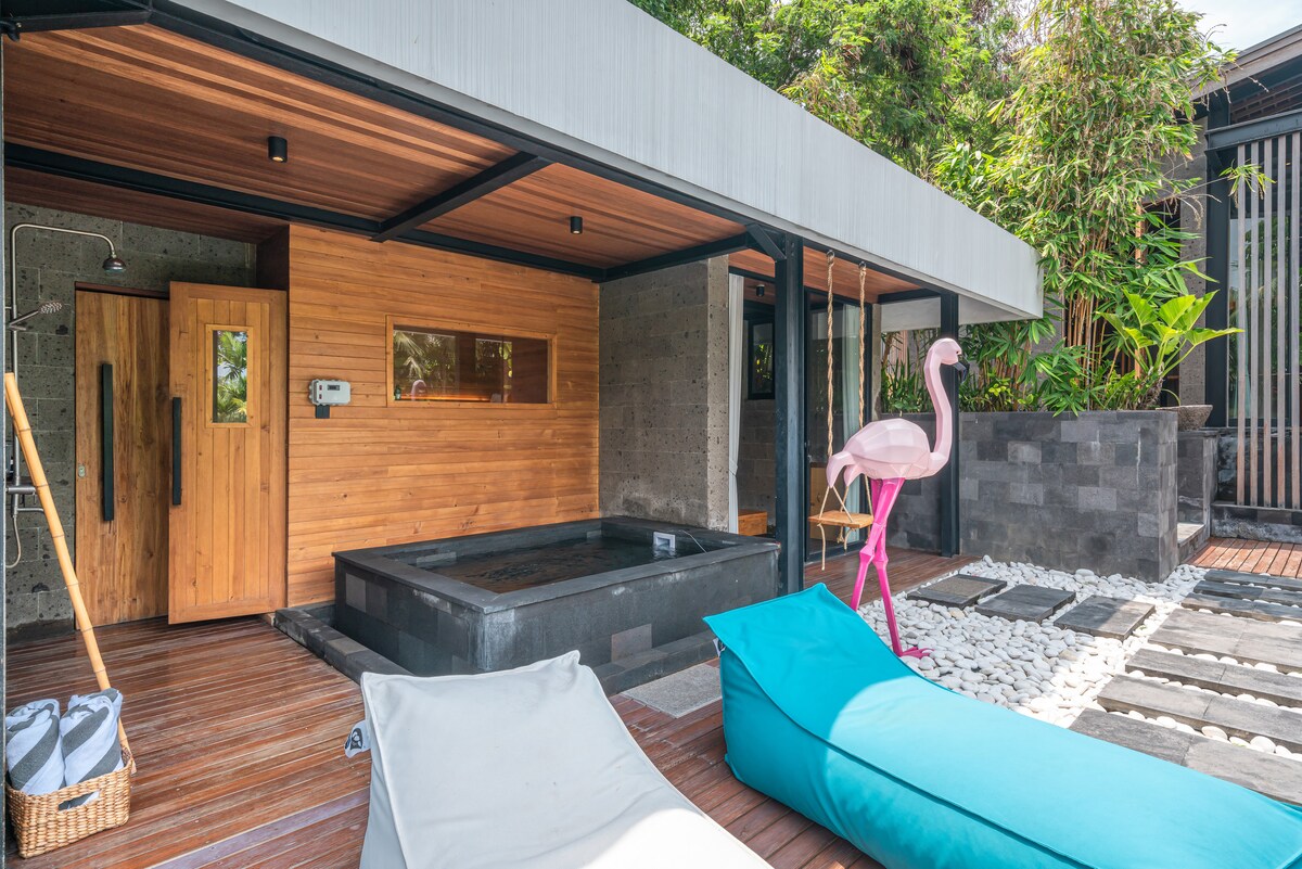 Yeh Gangga — 8BR Villa Rental in Pererenan — image 6