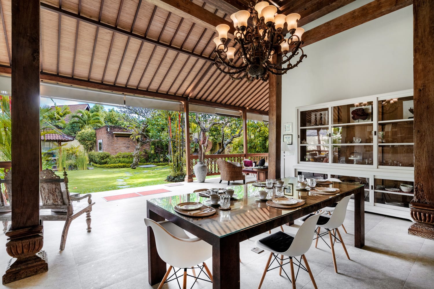 Villa Kuda Sumba in Seminyak — image 2