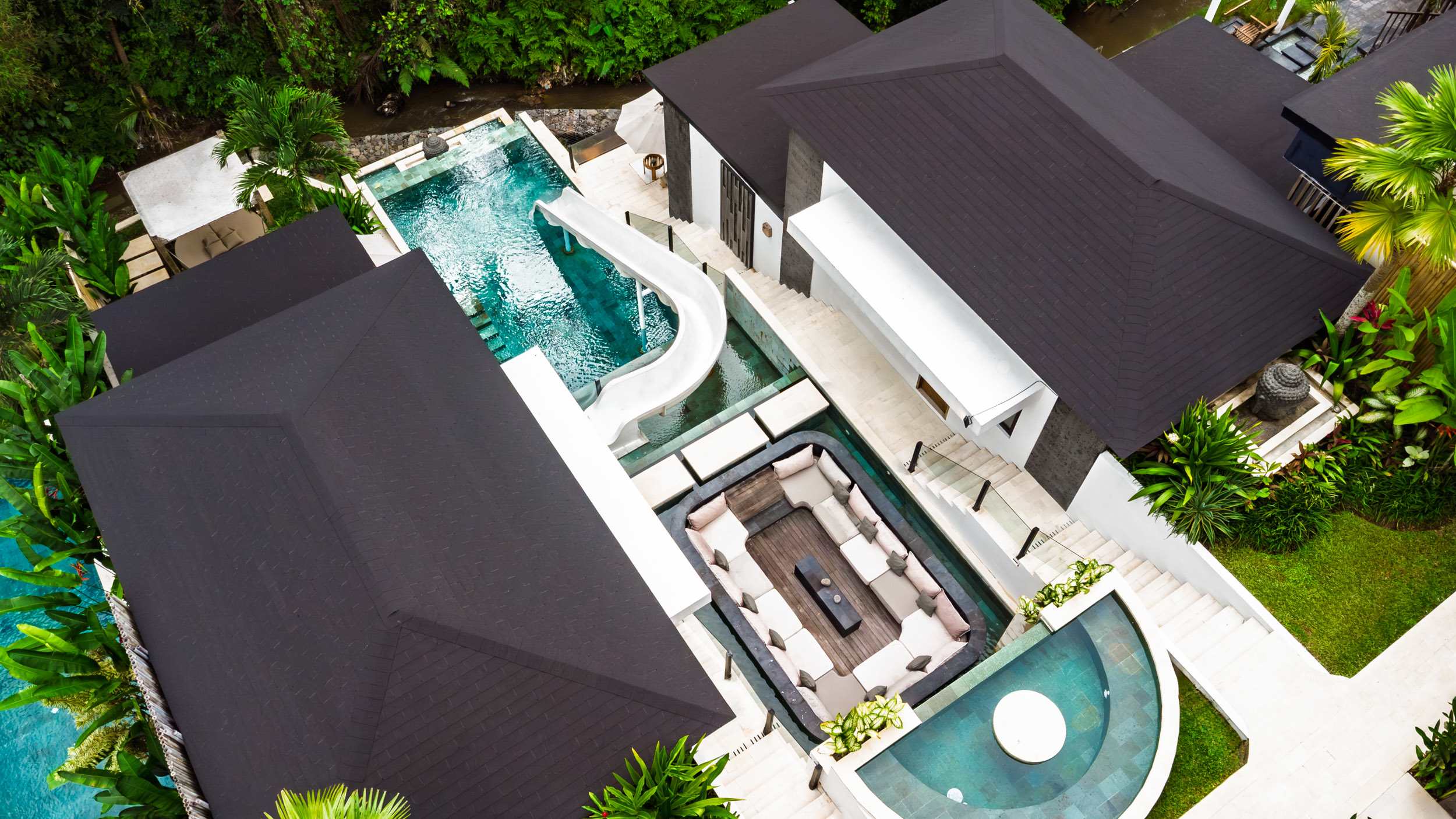 Tropical Villa Tirta · 6BR · Ubud — 6BR Villa Rental in Ubud — image 5