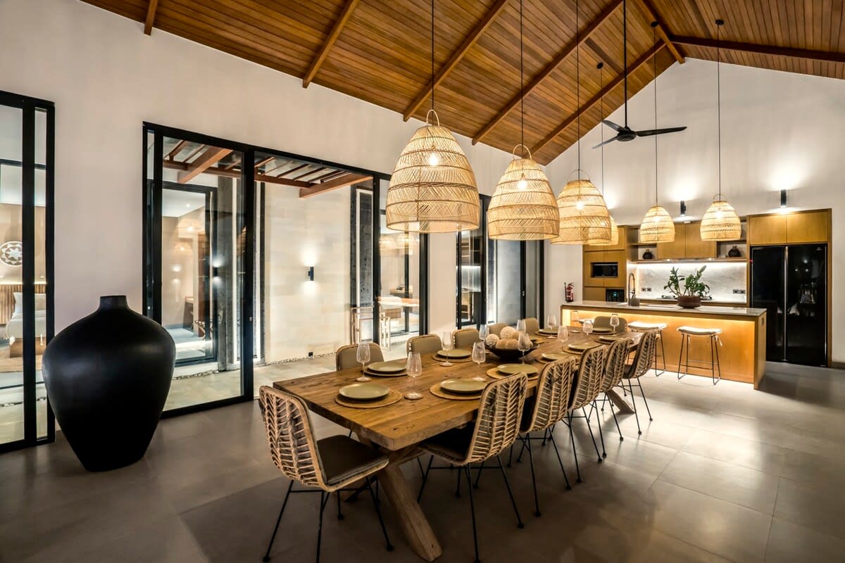 Courtyard Villa Kara · 6BR · Ubud — 6BR Villa Rental in Ubud — image 16