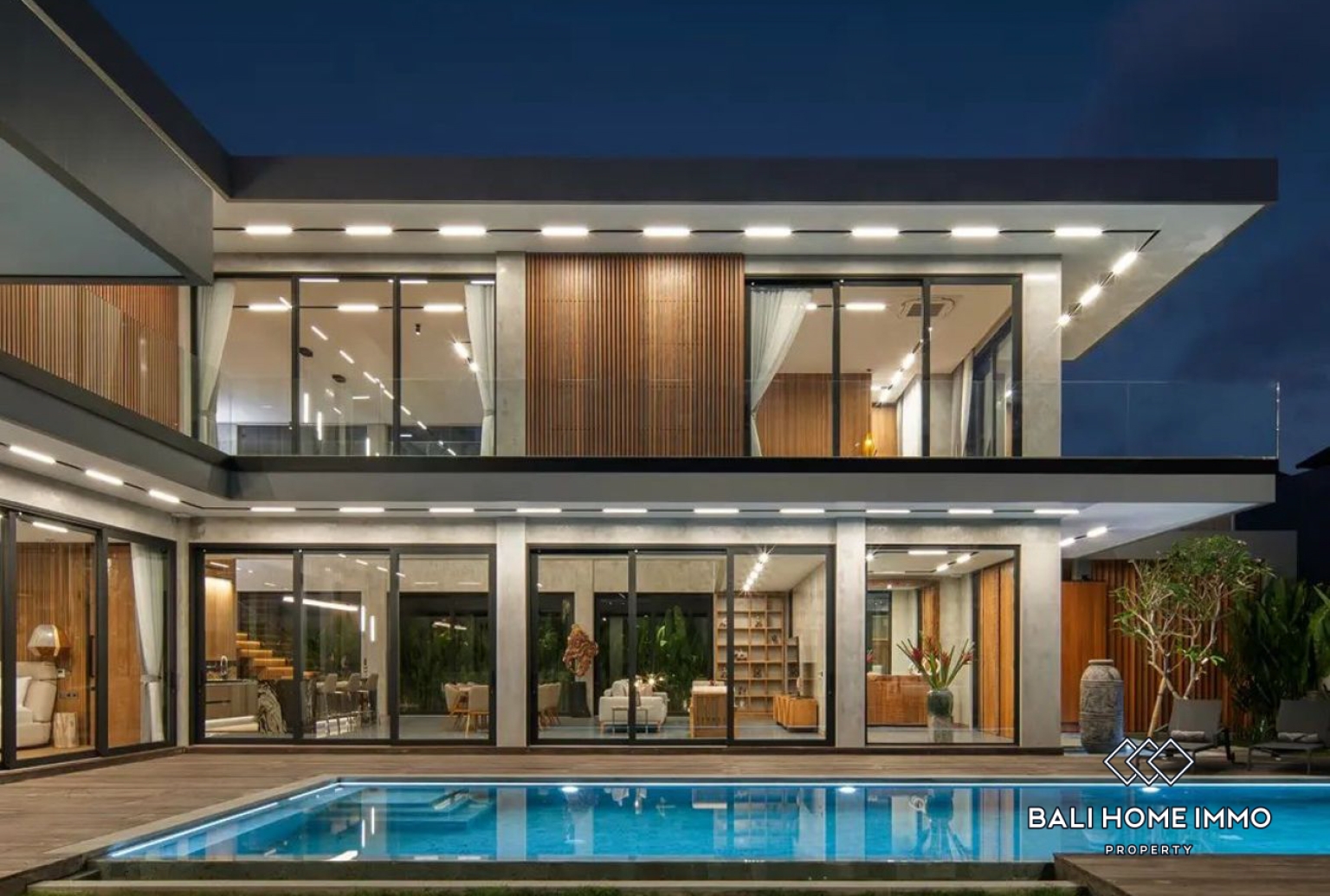 Luxury 4 Bedroom Family Villa for Rent in Umalas — image 9