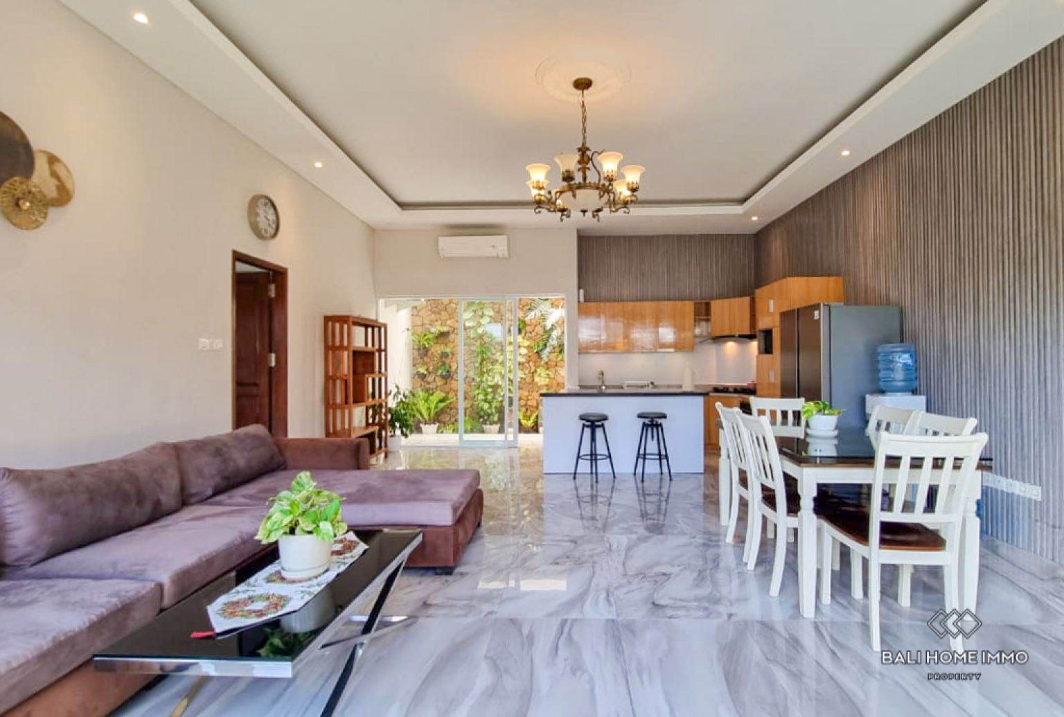 Newly Renovated 2 Bedroom Villa for Yearly Rental in Bali Umalas — image 5